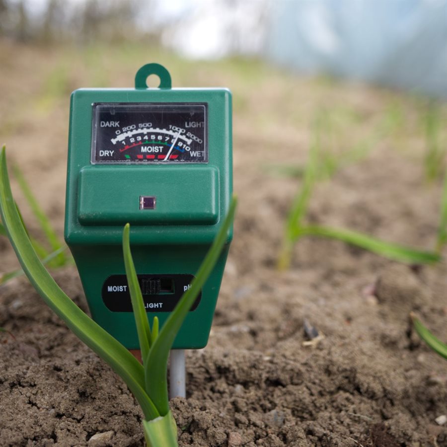 soil-moisture-meter